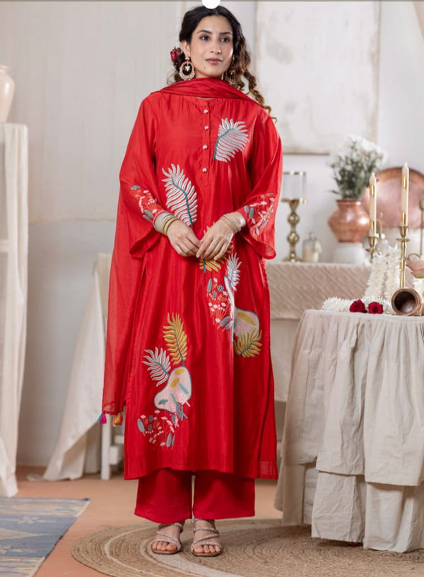 MAL CHANDERI KURTA SET WITH THREAD AND JARI WORK